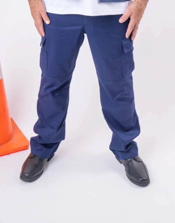 PANTALON CARGO GABARDINA comercial atalaya frente